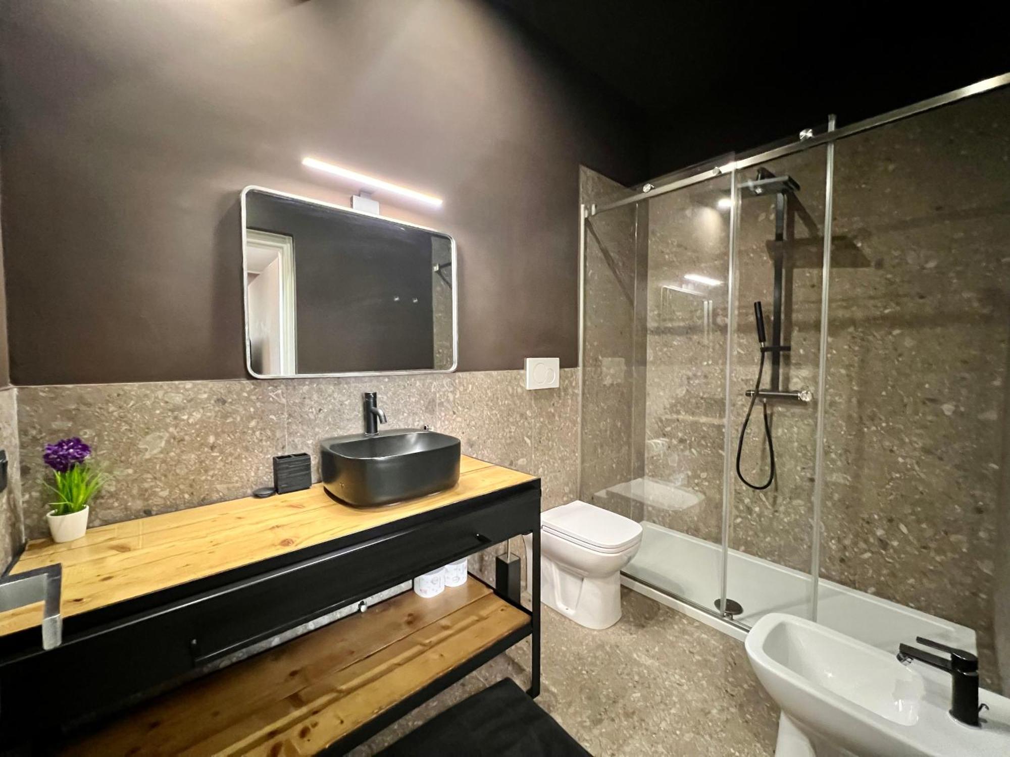 Appartement New Wonderful Bilo With Walk-in Closet From Moscova *